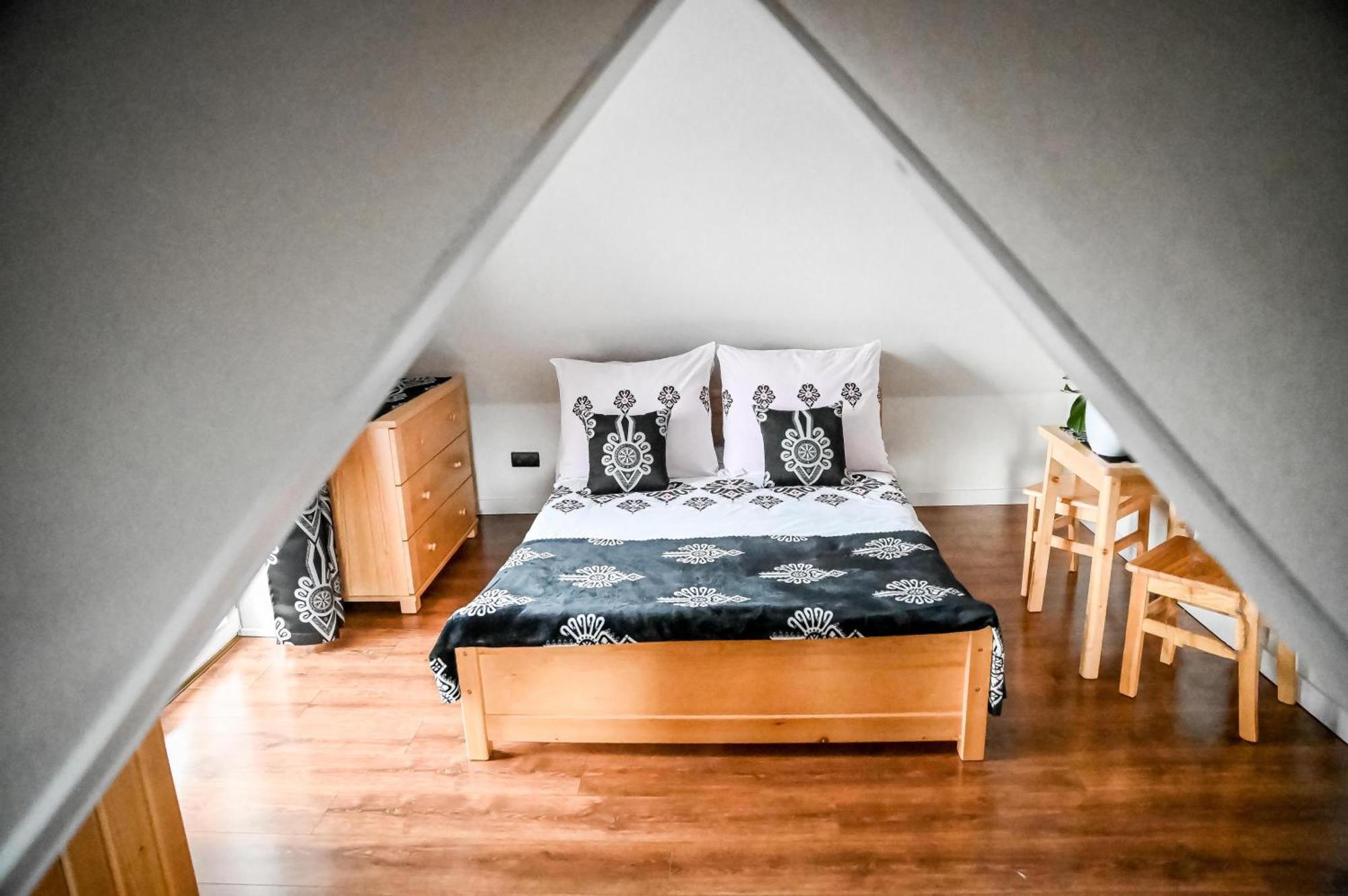 U Ireny Bed & Breakfast ซอมบ์ ภายนอก รูปภาพ